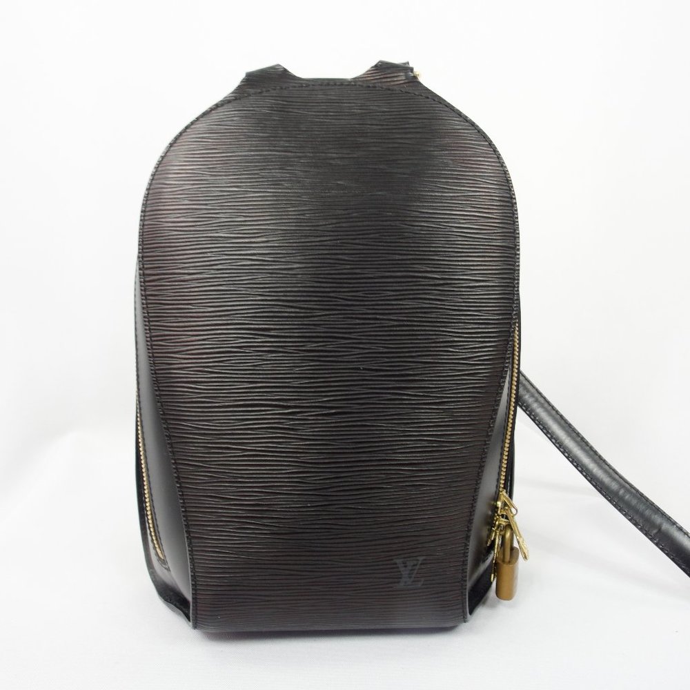 Like new Louis Vuitton Mabillon Leather Backpack